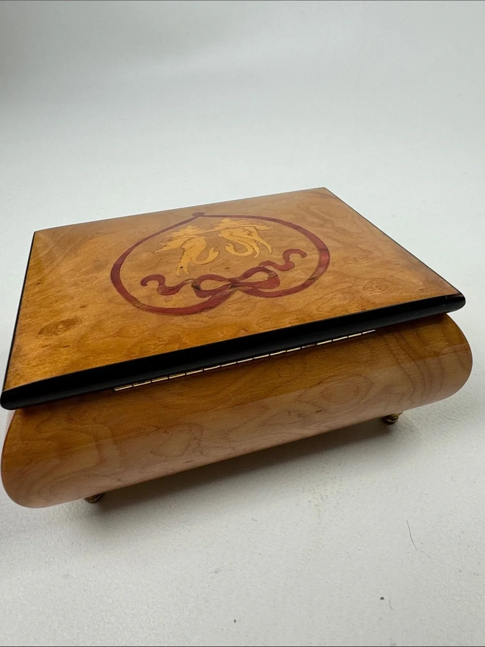 The music box Wood Jewelry music Pink Lining Made Italy Wind Beneath my Wings